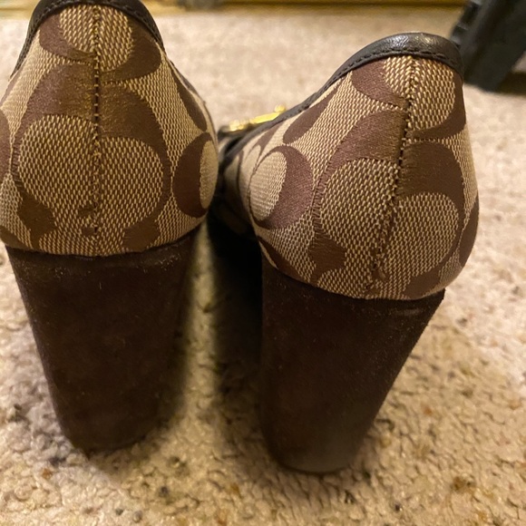 Coach brown signature print wedges 8.5 - Picture 2 of 5